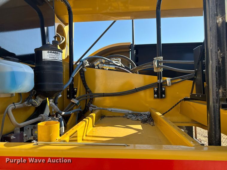 image for item NO9668 2014 Gradall XL 3100  wheeled excavator