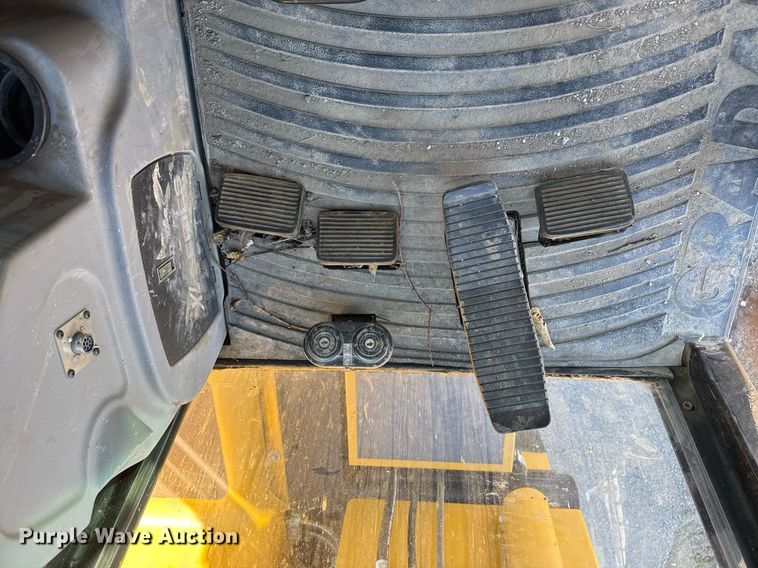 image for item NO9668 2014 Gradall XL 3100  wheeled excavator