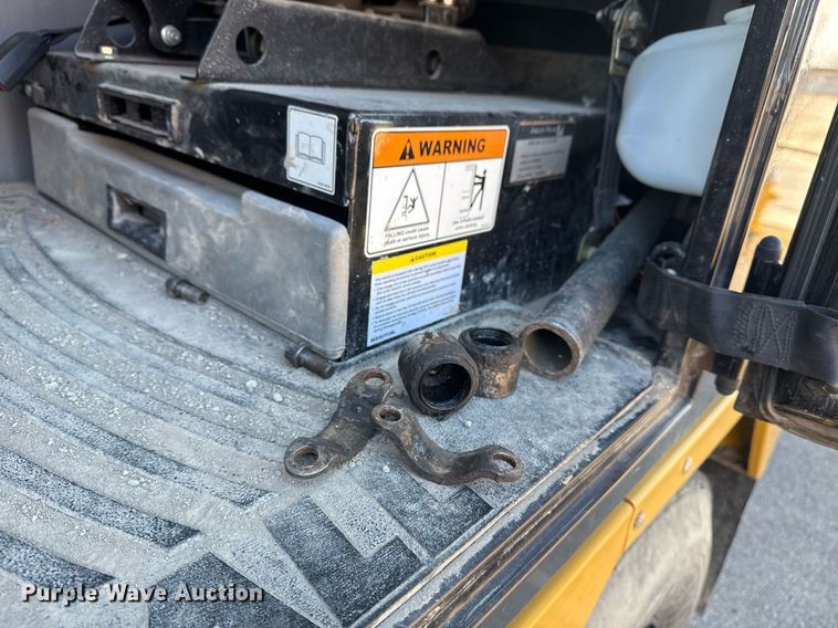 image for item NO9668 2014 Gradall XL 3100  wheeled excavator