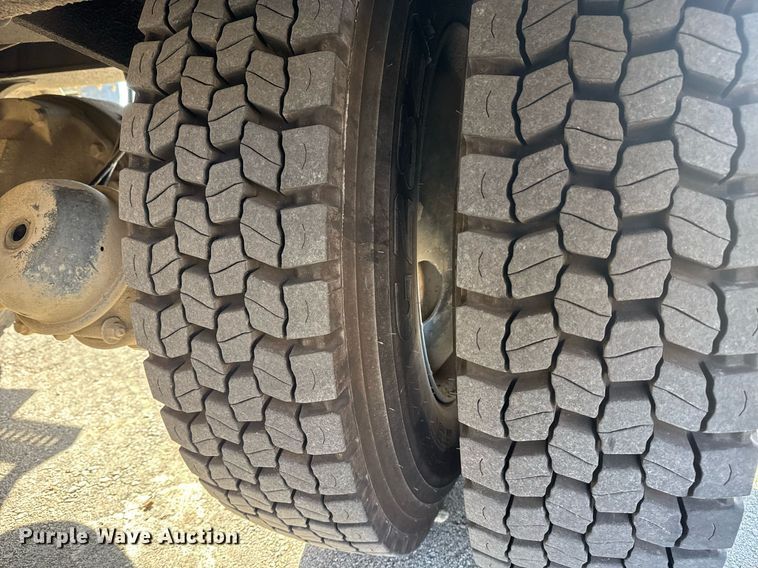 image for item NO9668 2014 Gradall XL 3100  wheeled excavator