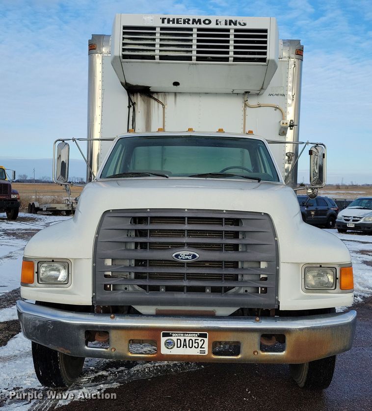 image for item OH9499 1996 Ford F700 refrigerated truck