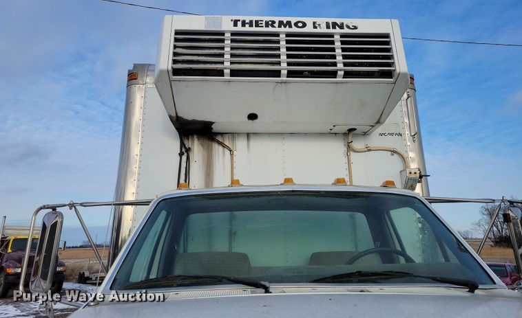image for item OH9499 1996 Ford F700 refrigerated truck
