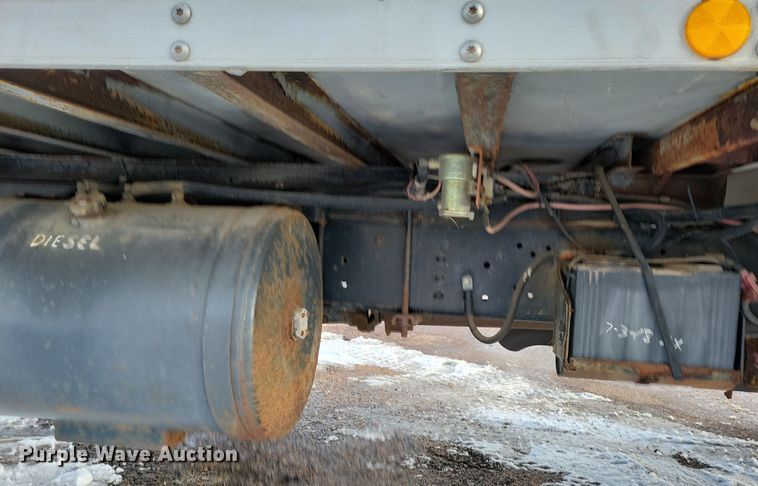 image for item OH9499 1996 Ford F700 refrigerated truck