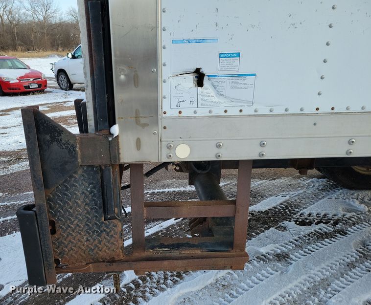 image for item OH9499 1996 Ford F700 refrigerated truck