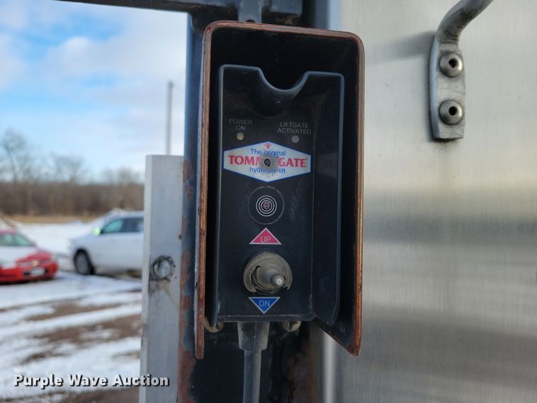image for item OH9499 1996 Ford F700 refrigerated truck
