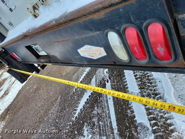 image for item OH9499 1996 Ford F700 refrigerated truck