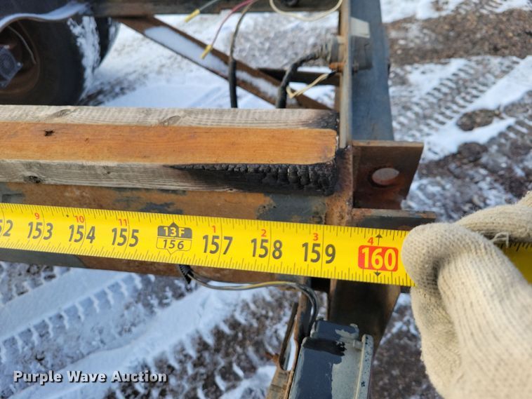 image for item OH9500 1992 Ford F700 truck cab and chassis