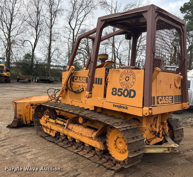 image for item OK9548 1989 Case 850D Longtrack dozer