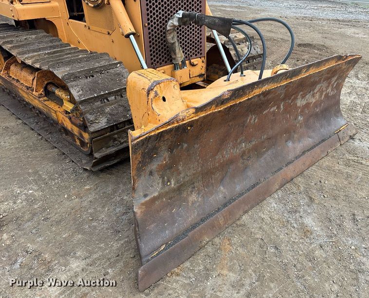 image for item OK9548 1989 Case 850D Longtrack dozer