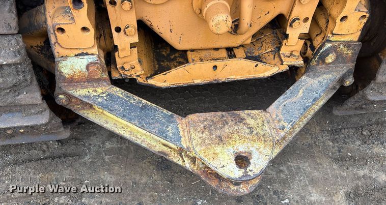 image for item OK9548 1989 Case 850D Longtrack dozer