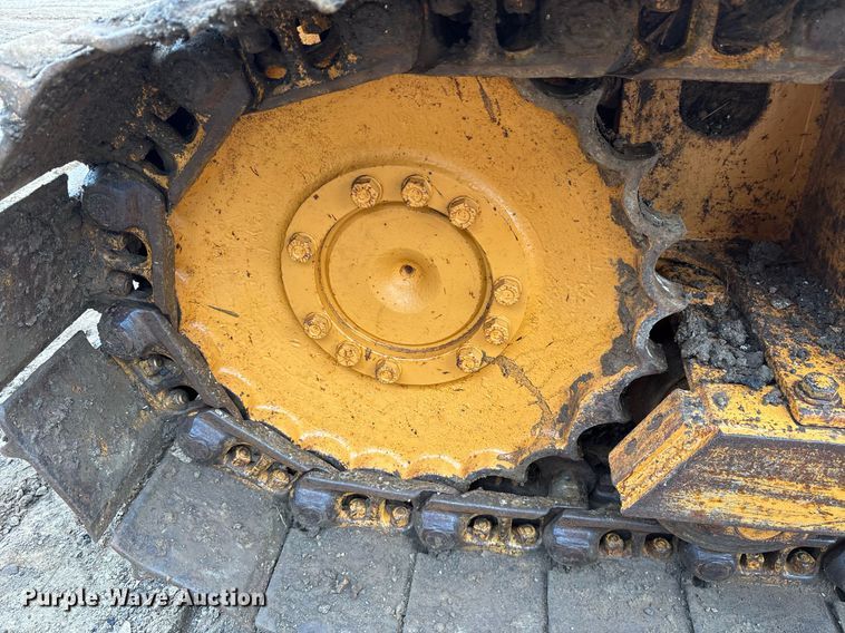 image for item OK9548 1989 Case 850D Longtrack dozer