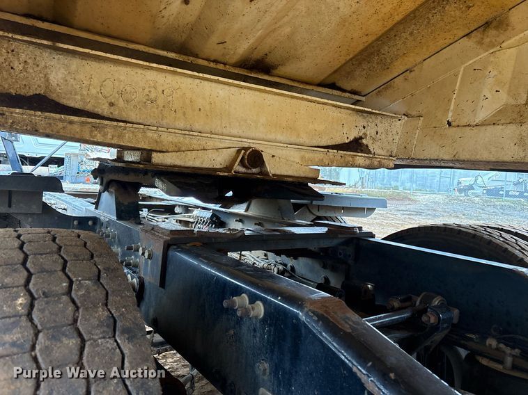 image for item OK9549 2009 CPS SBD40 bottom dump trailer