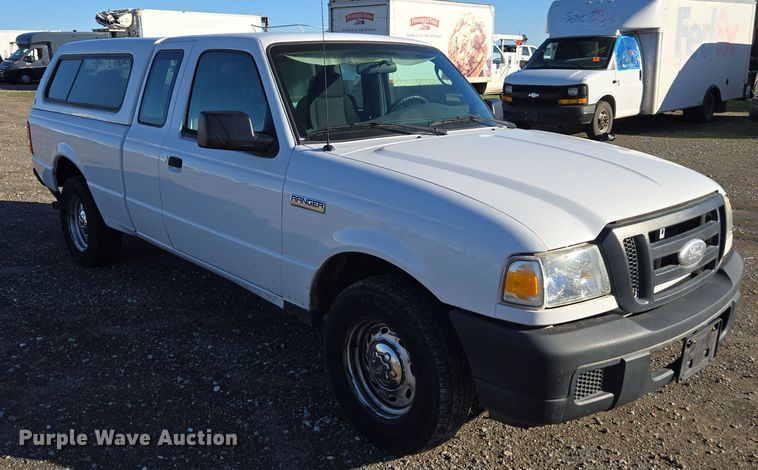 image for item YA0317 2006 Ford Ranger SuperCab pickup truck