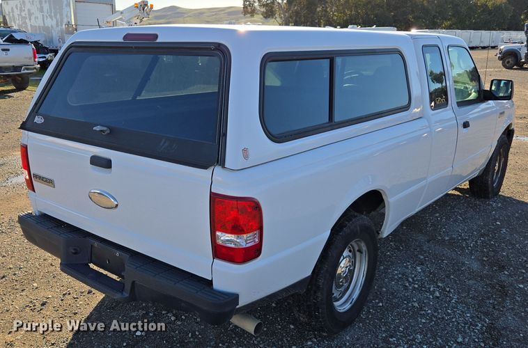 image for item YA0317 2006 Ford Ranger SuperCab pickup truck