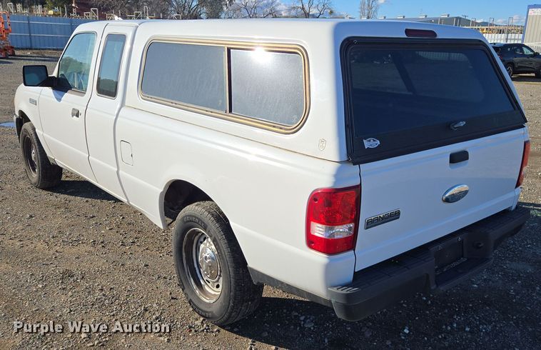 image for item YA0317 2006 Ford Ranger SuperCab pickup truck