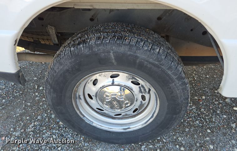 image for item YA0317 2006 Ford Ranger SuperCab pickup truck