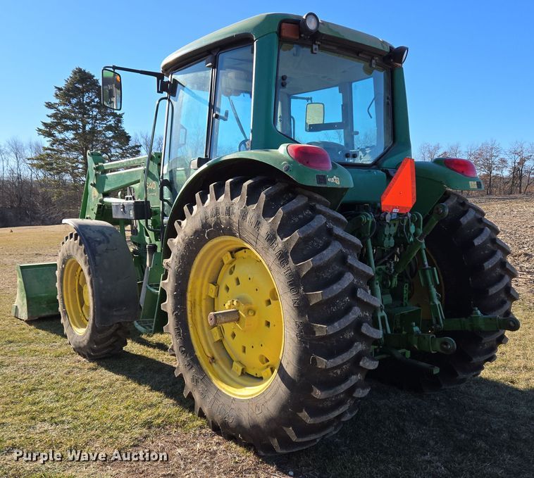 image for item DH9793 2002 John Deere 6420 MFWD tractor