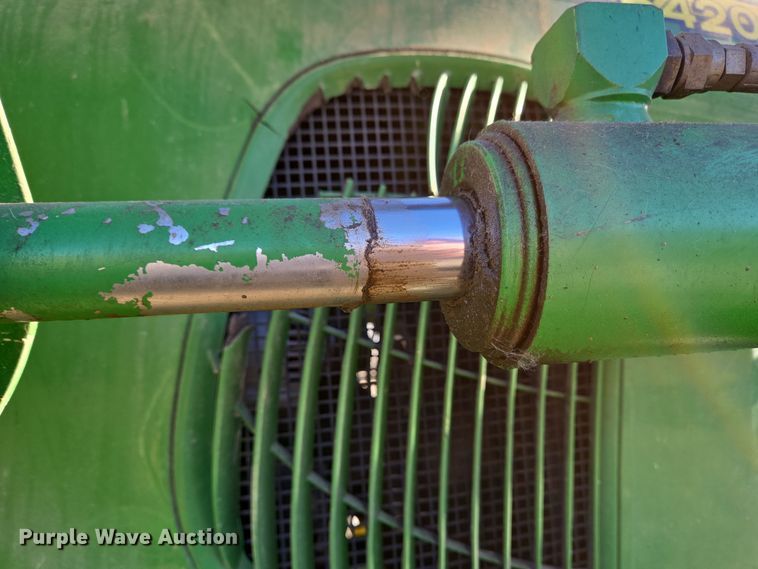 image for item DH9793 2002 John Deere 6420 MFWD tractor