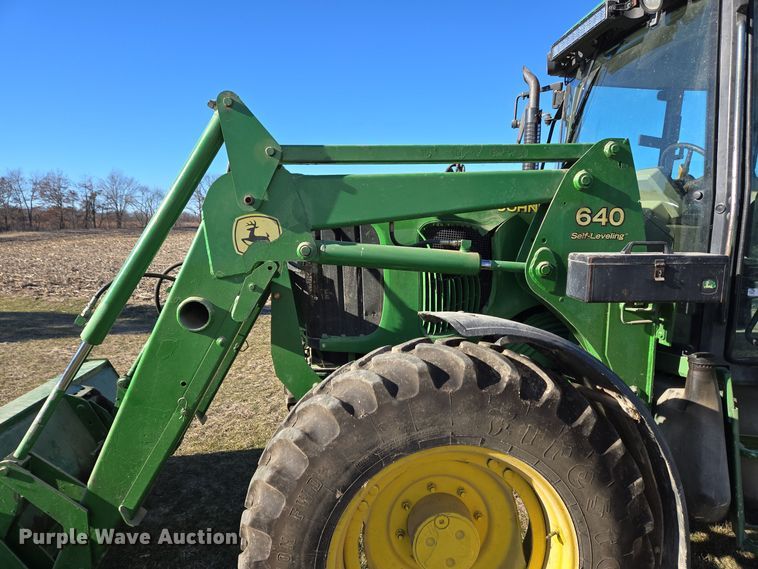 image for item DH9793 2002 John Deere 6420 MFWD tractor