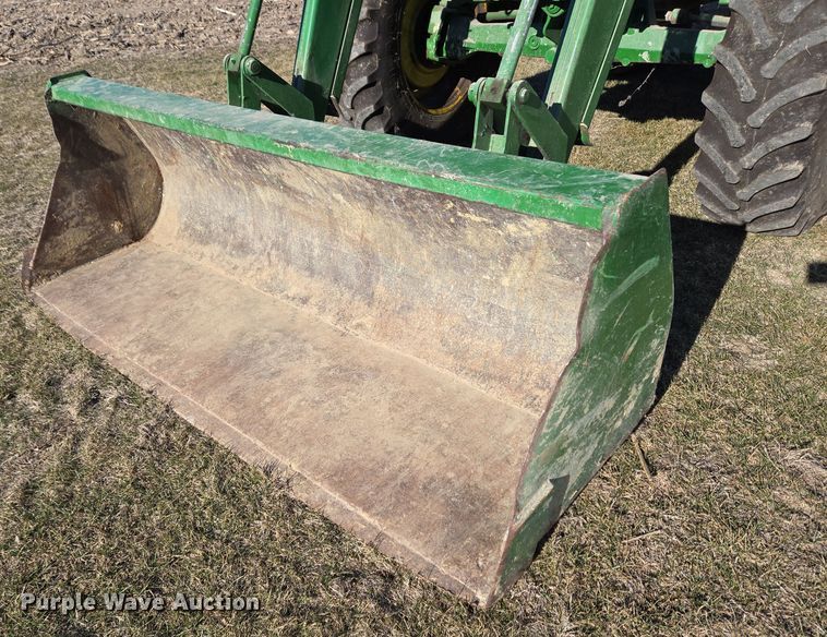 image for item DH9793 2002 John Deere 6420 MFWD tractor