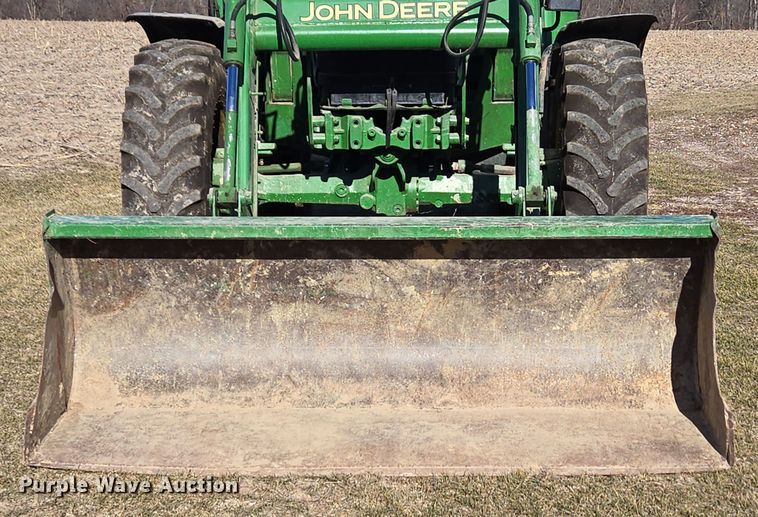 image for item DH9793 2002 John Deere 6420 MFWD tractor