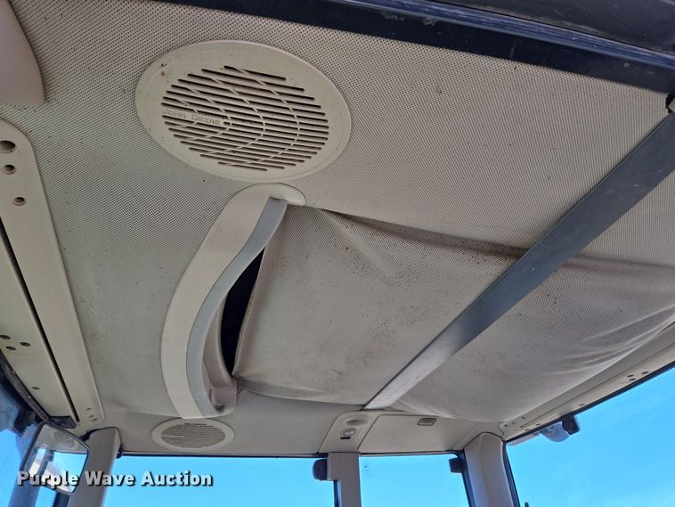 image for item DH9793 2002 John Deere 6420 MFWD tractor