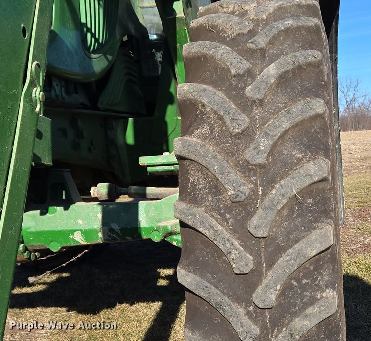 image for item DH9793 2002 John Deere 6420 MFWD tractor