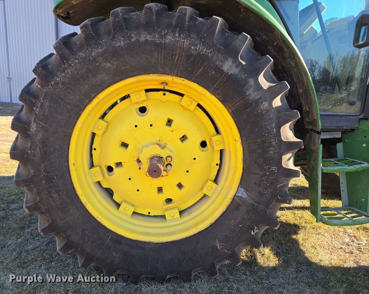 image for item DH9793 2002 John Deere 6420 MFWD tractor