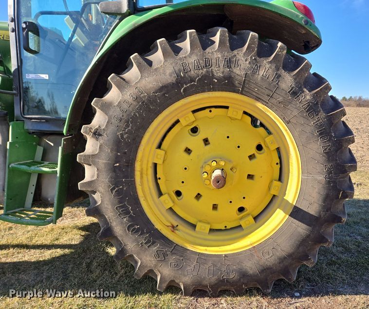 image for item DH9793 2002 John Deere 6420 MFWD tractor