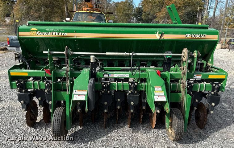 image for item DJ0845 2017 Great Plains 3P1006NT no-till grain drill