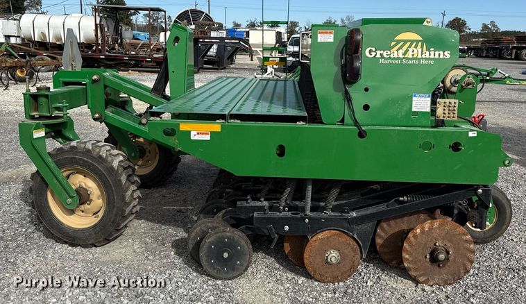 image for item DJ0845 2017 Great Plains 3P1006NT no-till grain drill