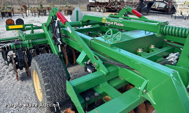 image for item DJ0846 2022 Great Plains 1000TM Turbo-Max vertical tillage