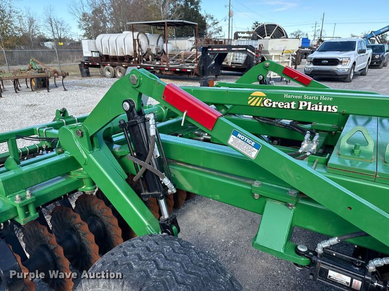 image for item DJ0846 2022 Great Plains 1000TM Turbo-Max vertical tillage
