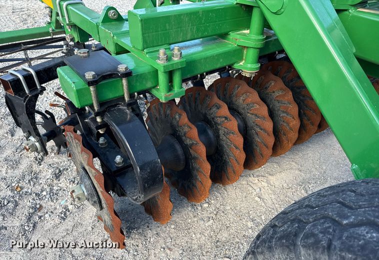 image for item DJ0846 2022 Great Plains 1000TM Turbo-Max vertical tillage