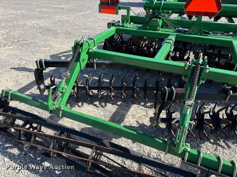 image for item DJ0846 2022 Great Plains 1000TM Turbo-Max vertical tillage