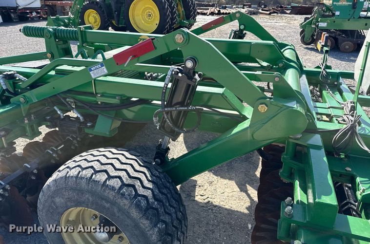image for item DJ0846 2022 Great Plains 1000TM Turbo-Max vertical tillage
