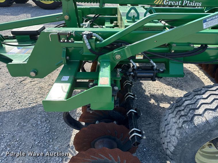 image for item DJ0846 2022 Great Plains 1000TM Turbo-Max vertical tillage