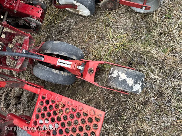 image for item DO0297 Case 900 planter