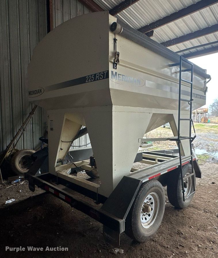 image for item DO0310 Meridian 225 RST seed tender