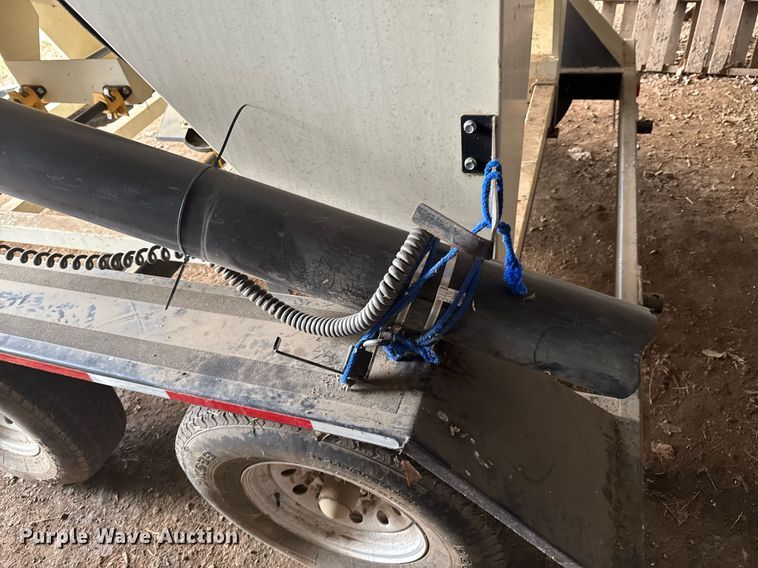 image for item DO0310 Meridian 225 RST seed tender