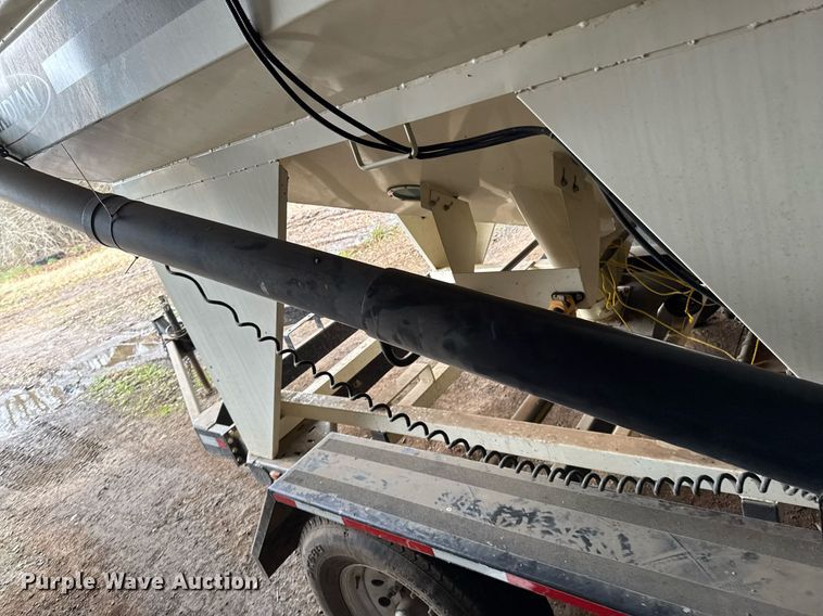 image for item DO0310 Meridian 225 RST seed tender