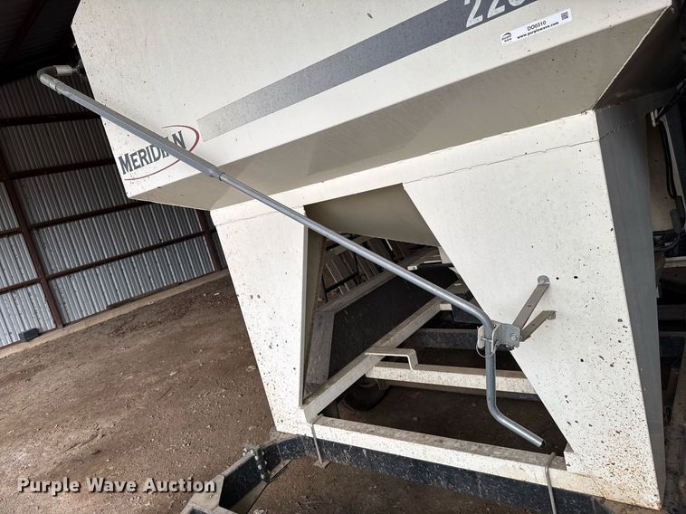 image for item DO0310 Meridian 225 RST seed tender