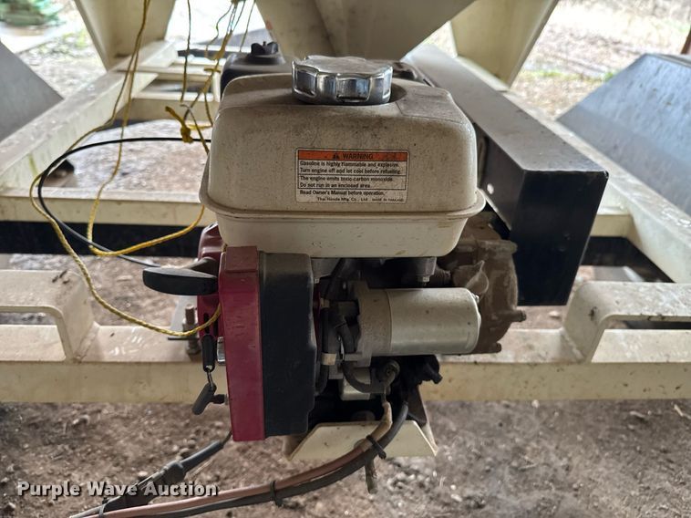 image for item DO0310 Meridian 225 RST seed tender