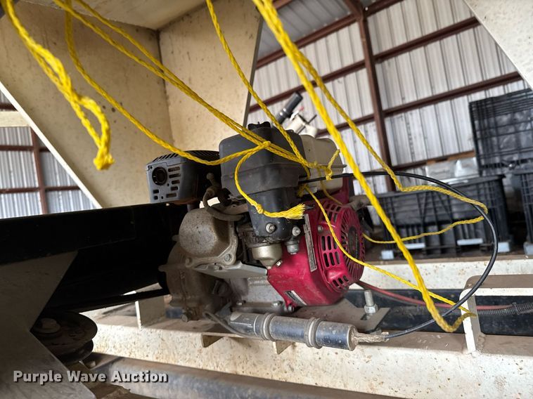 image for item DO0310 Meridian 225 RST seed tender