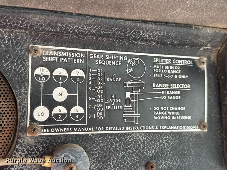 image for item DO0538 1970 GMC grain truck