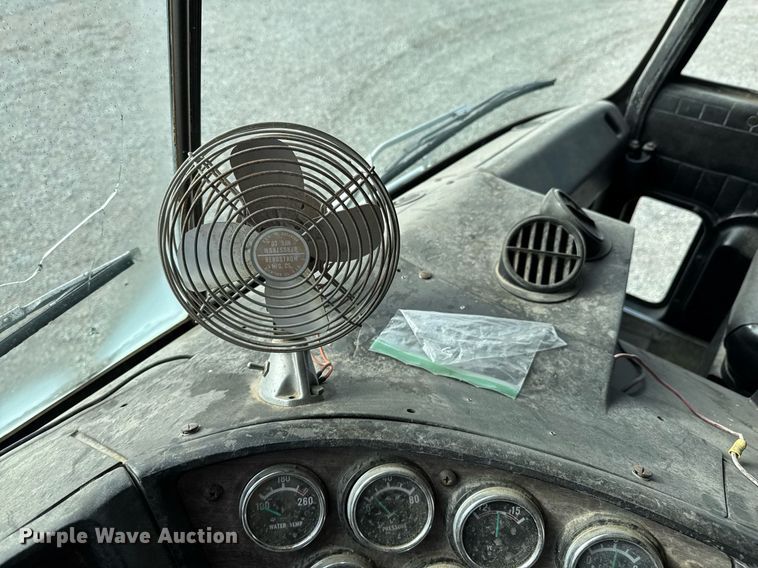 image for item DO0538 1970 GMC grain truck