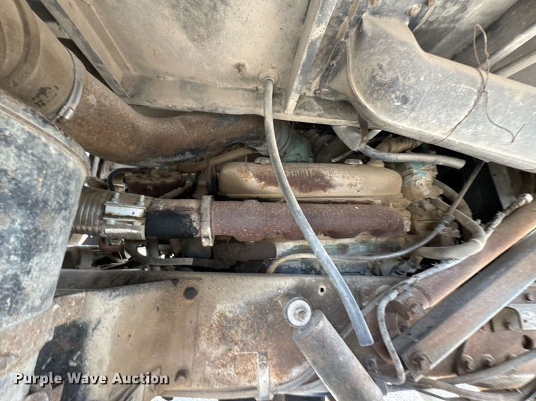 image for item DO0538 1970 GMC grain truck