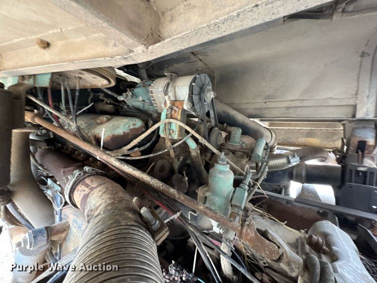 image for item DO0538 1970 GMC grain truck