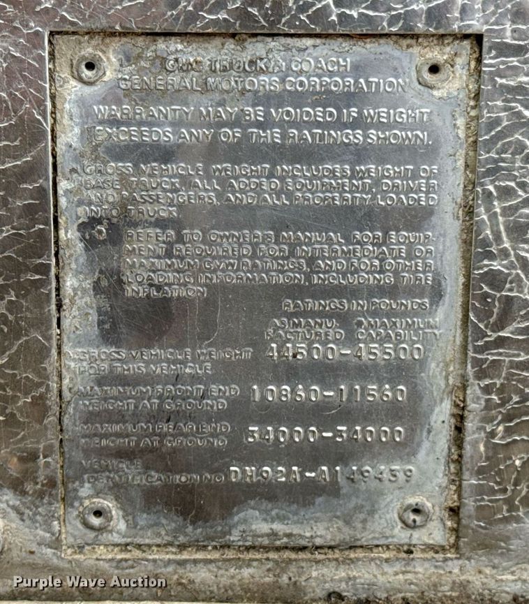 image for item DO0538 1970 GMC grain truck