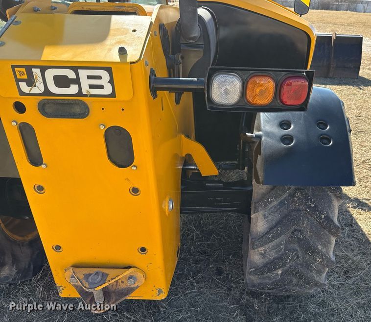 image for item DO2665 2014 JCB 527-58 AG telehandler